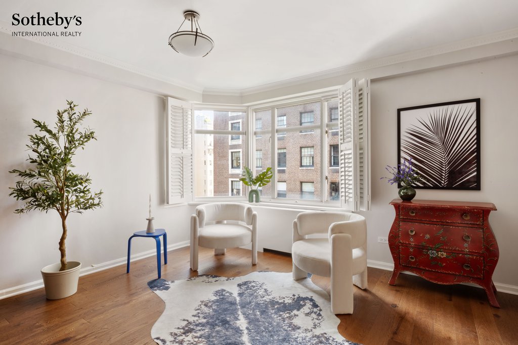 65 East 76th Street, Unit 10B photo 3