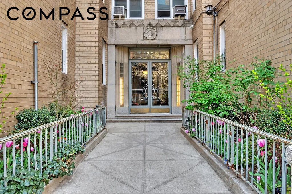 30 Bogardus Place, Unit 2C photo 14