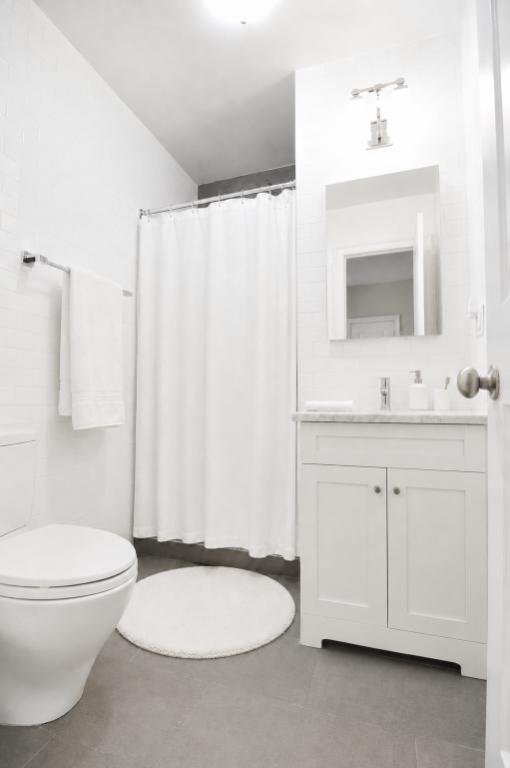 225 Central Park North, Unit 53 photo 4