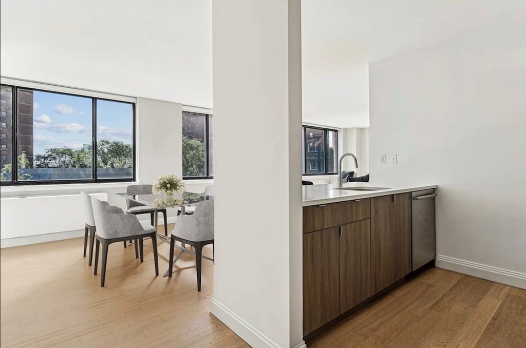 345 East 94th Street, Unit 6D photo 2