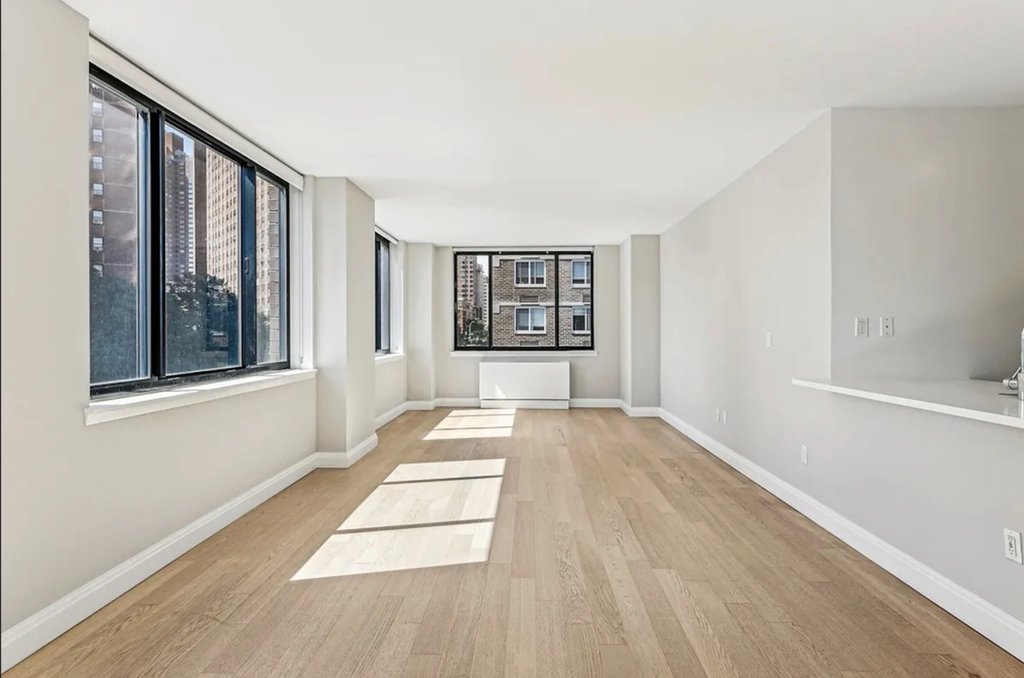 345 East 94th Street, Unit 6D photo 3
