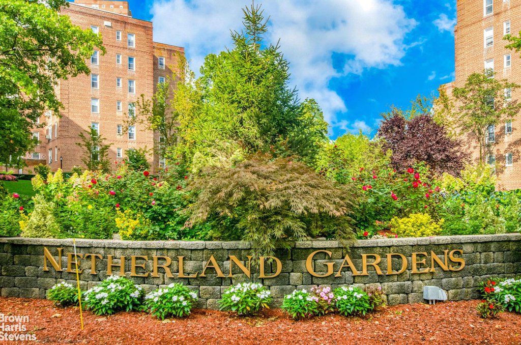 5645 Netherland Avenue, Unit 6A photo 2
