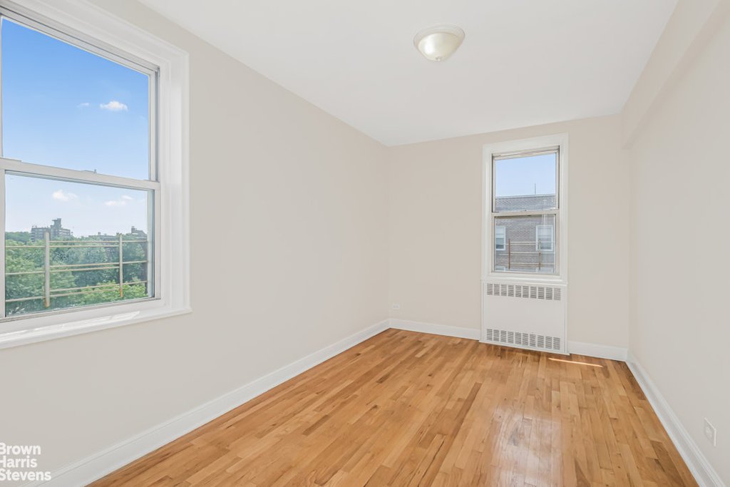 5645 Netherland Avenue, Unit 6A photo 9