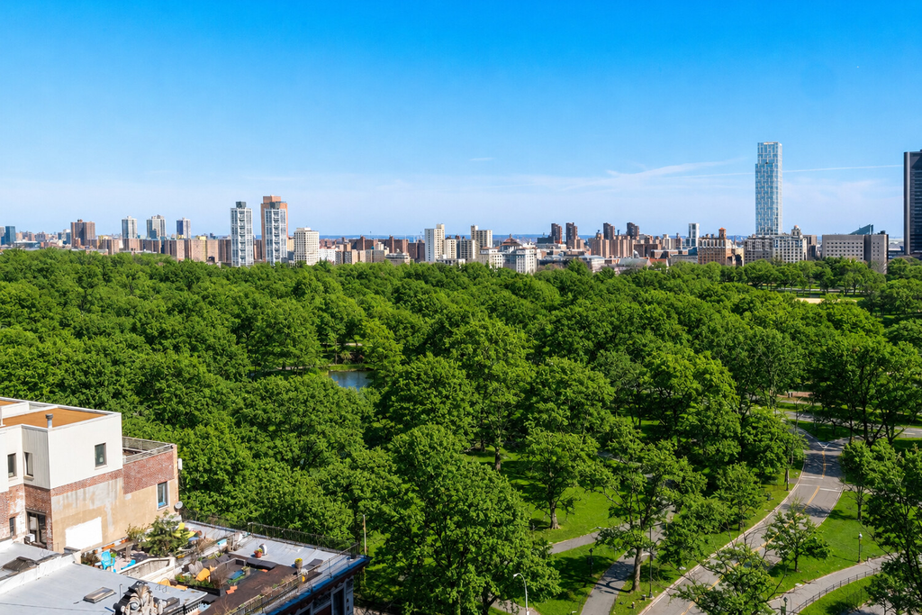 382 Central Park West, Unit 10D