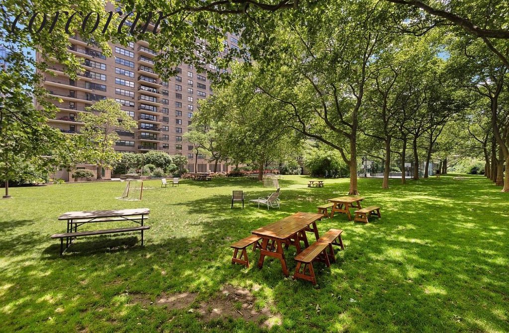 185 West End Avenue, Unit 28L photo 16