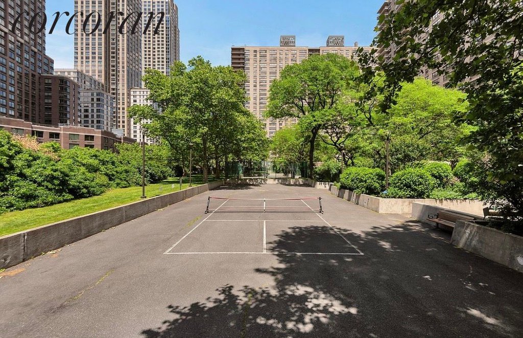 185 West End Avenue, Unit 28L photo 17