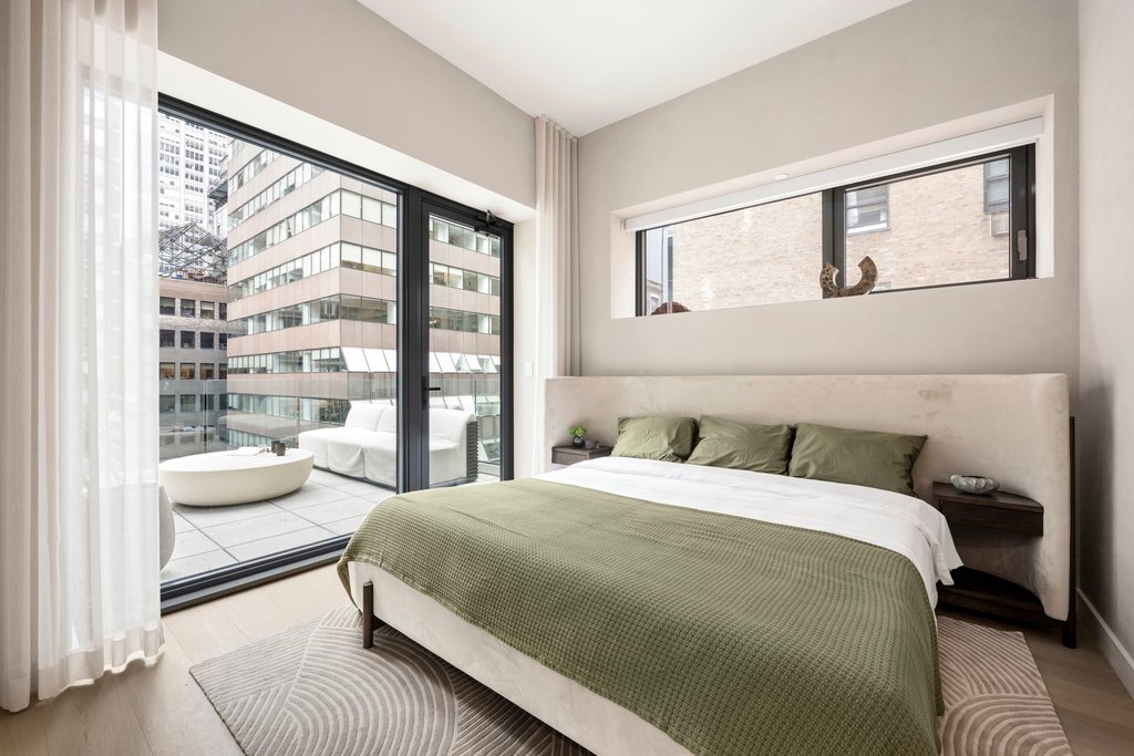 126 East 57th Street, Unit 1007 photo 23