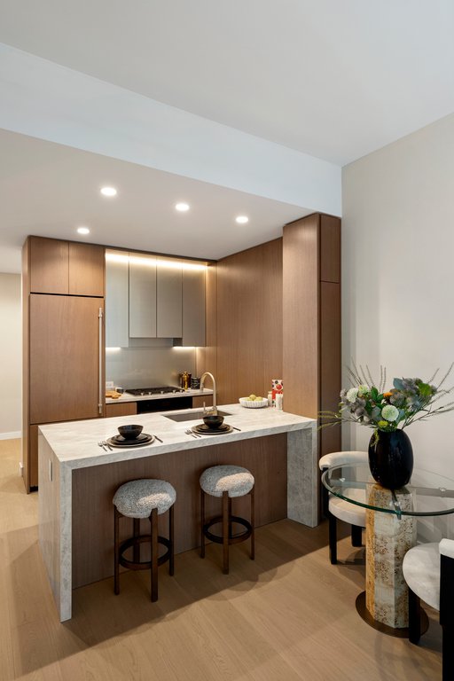 126 East 57th Street, Unit 1007 photo 22