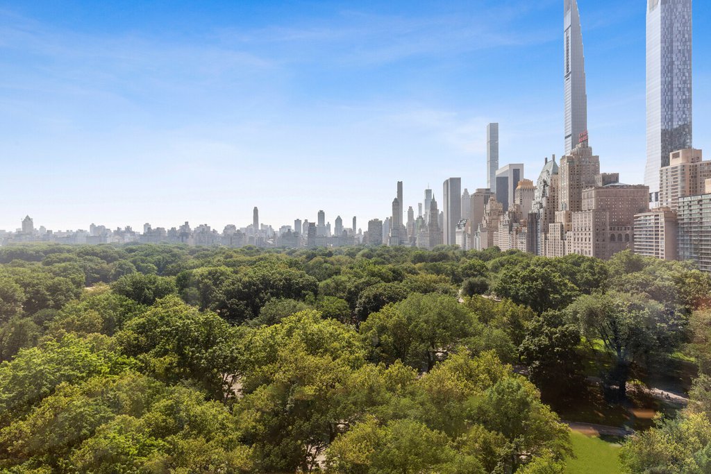 15 Central Park West, Unit 15B photo 2