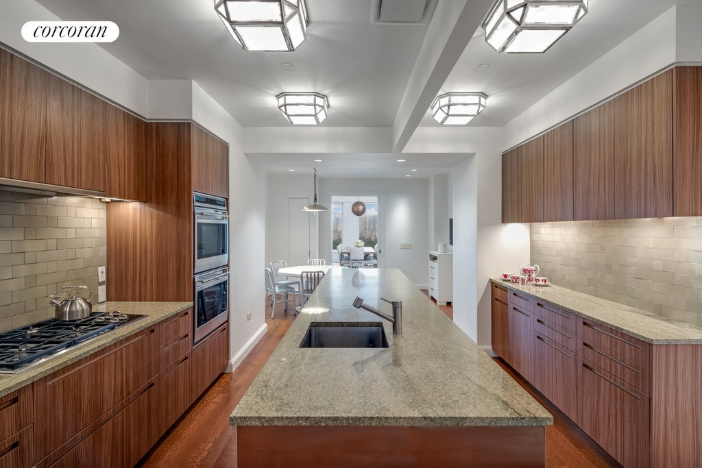 15 Central Park West, Unit 15B photo 9