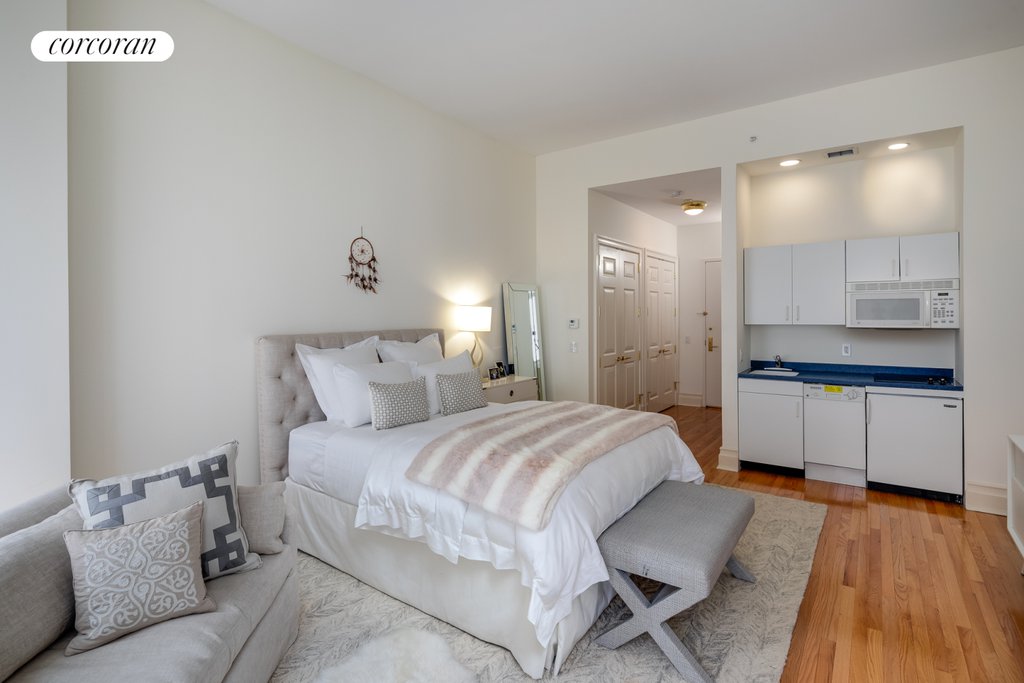 15 Central Park West, Unit 15B photo 17