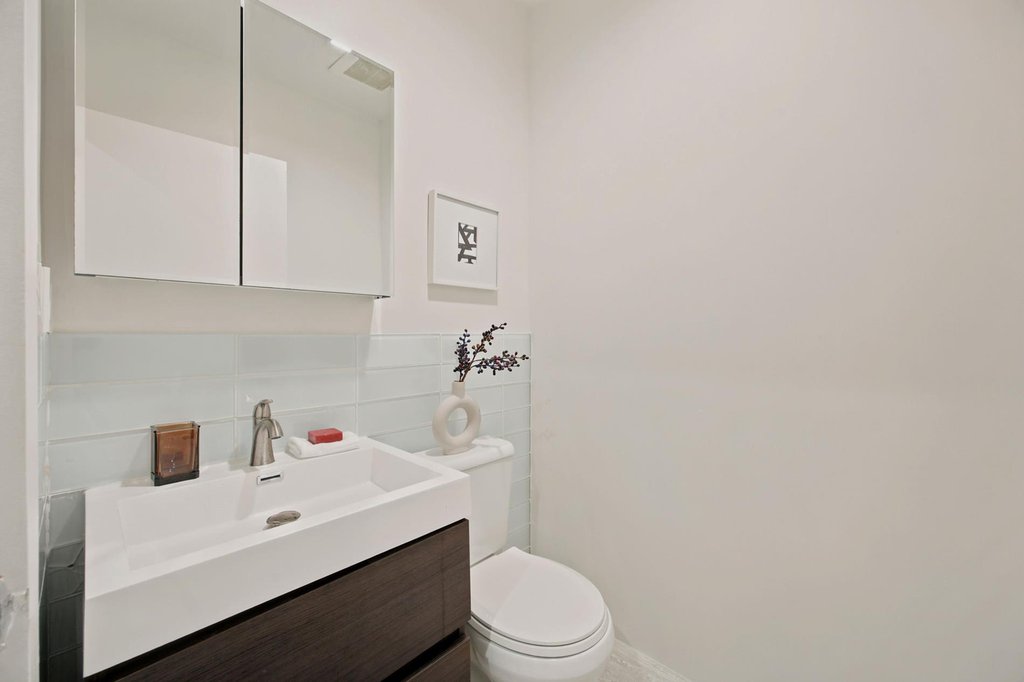 5-12 51st Avenue, Unit 1 photo 16