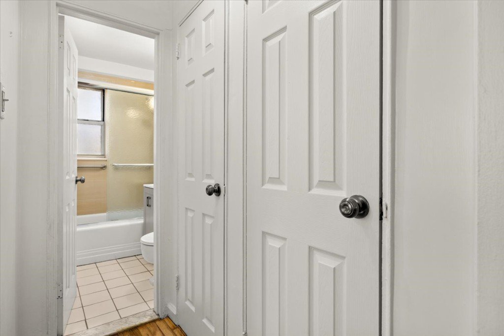 81-15 35th Avenue, Unit 6B photo 11