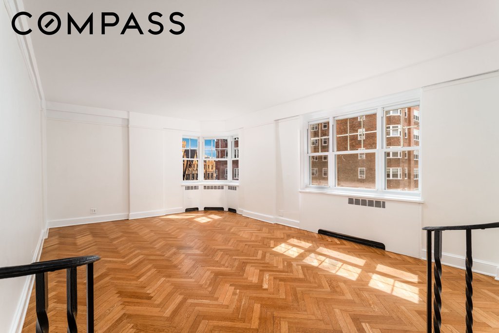 140 Cabrini Boulevard, Unit 53 photo 2