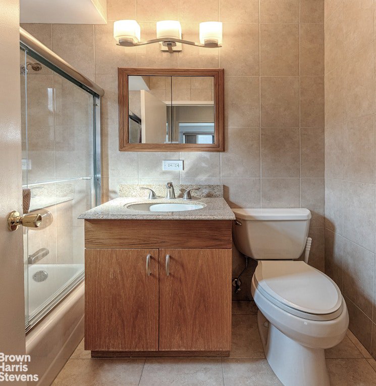 330 Third Avenue, Unit 10J photo 6