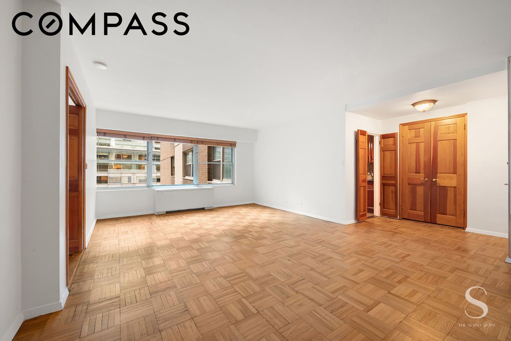 118 East 60th Street, Unit 7F photo 2