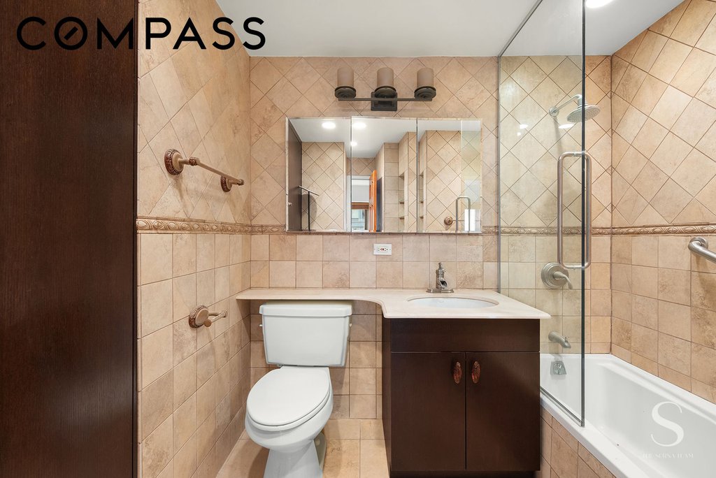 118 East 60th Street, Unit 7F photo 10