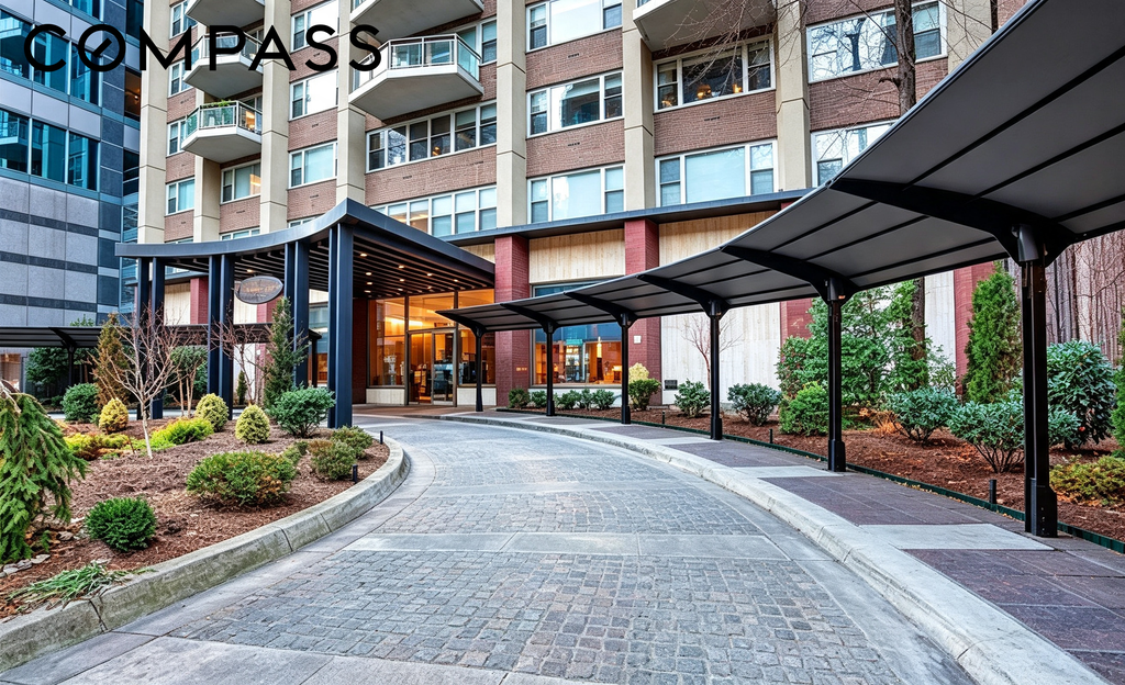 118 East 60th Street, Unit 7F photo 16
