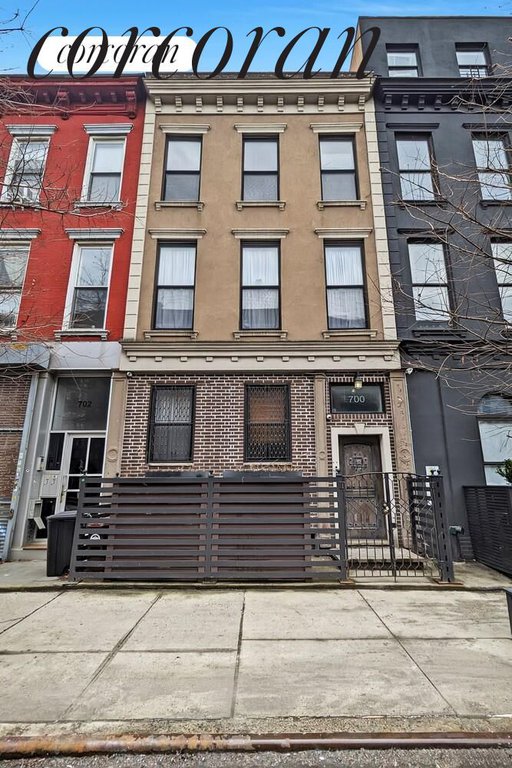 700 DeKalb Avenue