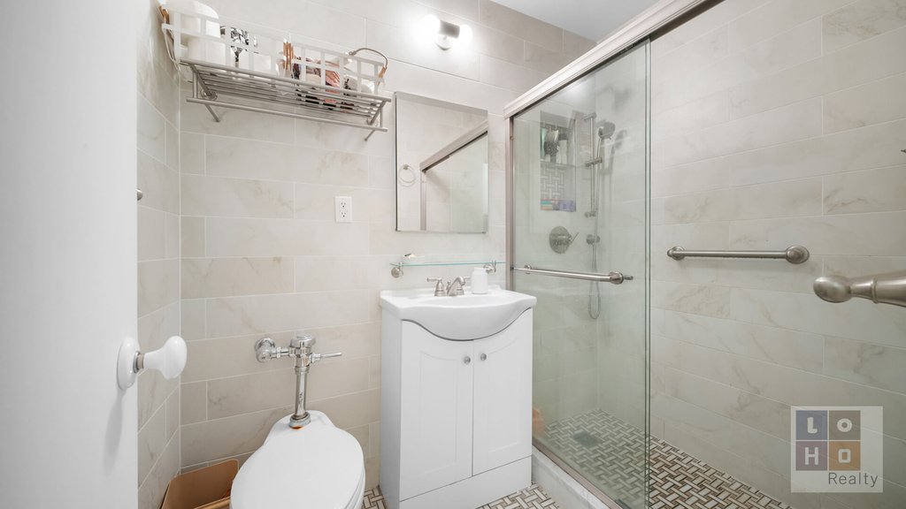 455 FDR Drive, Unit B502 photo 9