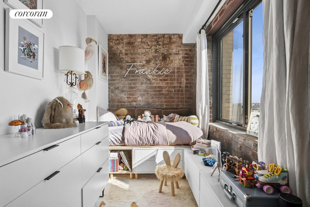 330 Wythe Avenue, Unit 6A photo 9