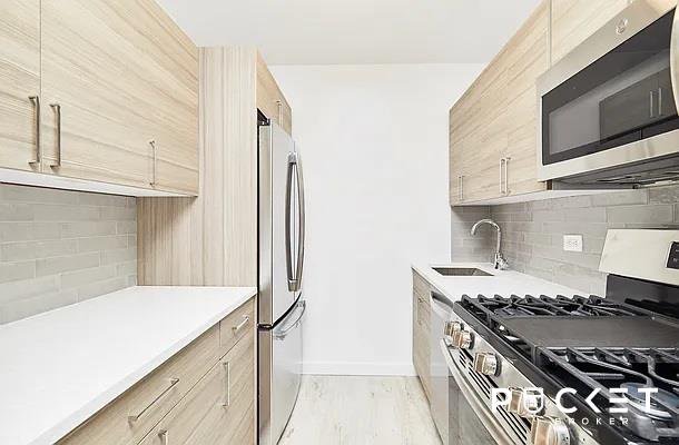 345 East 80th Street, Unit 14G photo 4