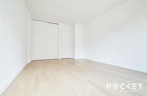 345 East 80th Street, Unit 14G photo 8