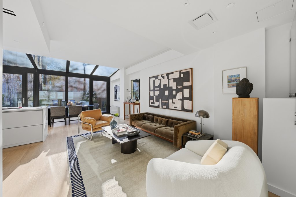 650 East 6th Street, Unit TWH