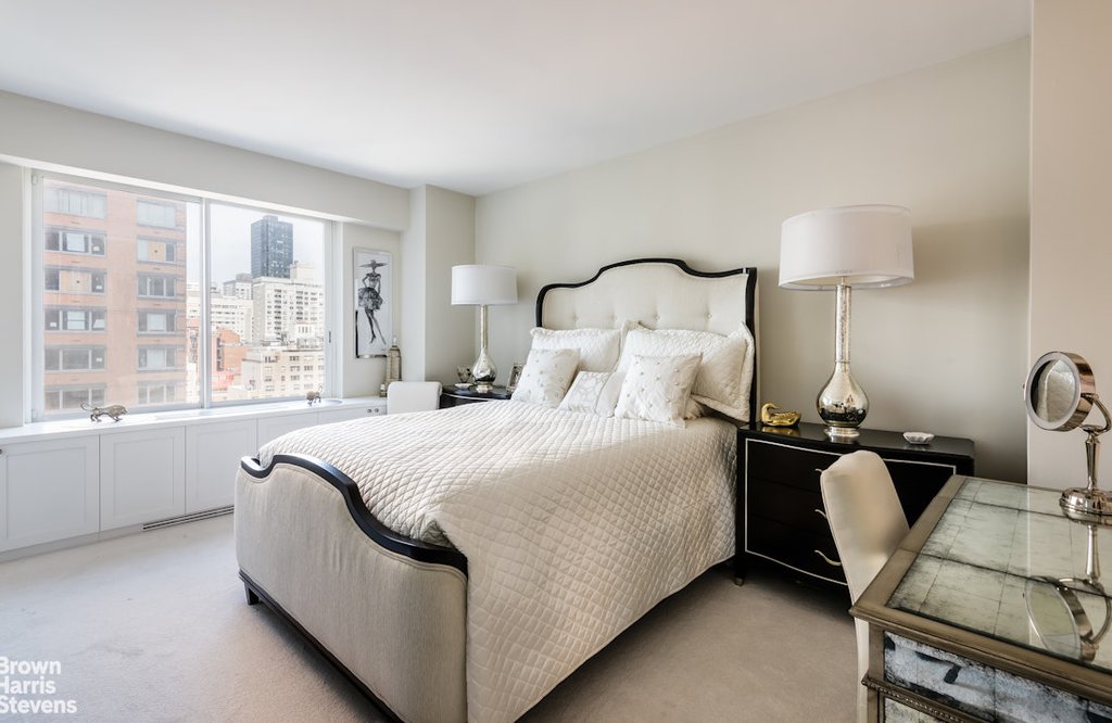 200 East 61st Street, Unit 16E photo 5