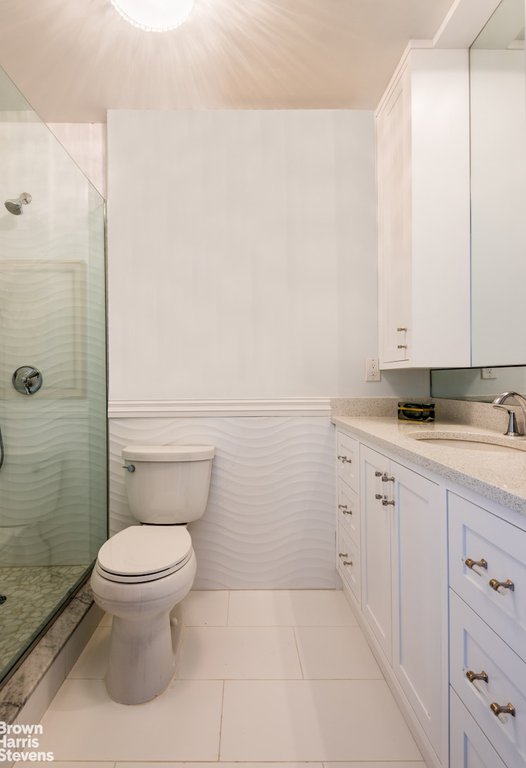 200 East 61st Street, Unit 16E photo 6