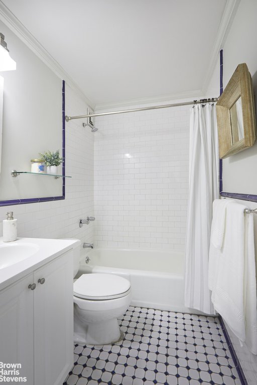 101 West 81st Street, Unit 421 photo 7