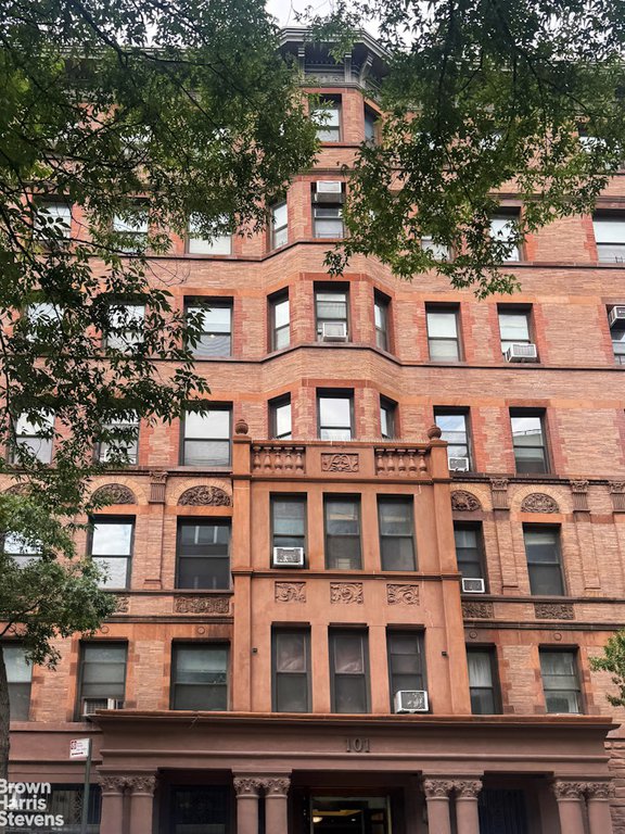101 West 81st Street, Unit 421 photo 9