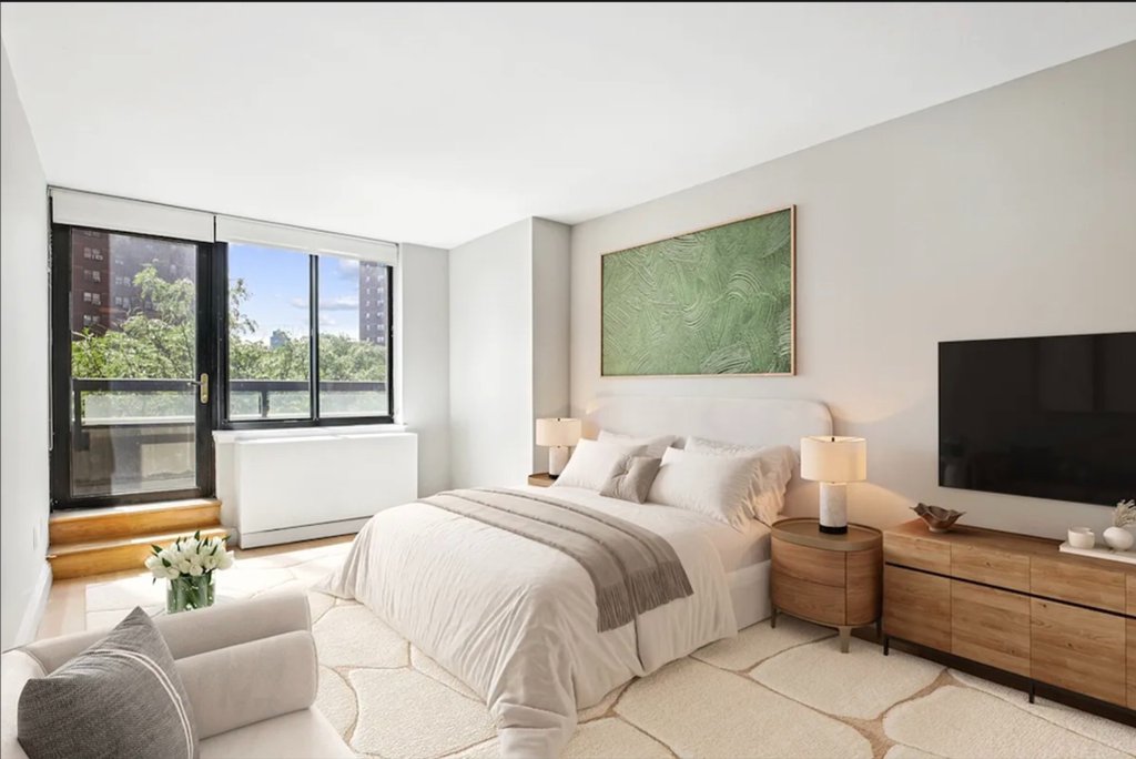 345 East 94th Street, Unit 3G photo 2