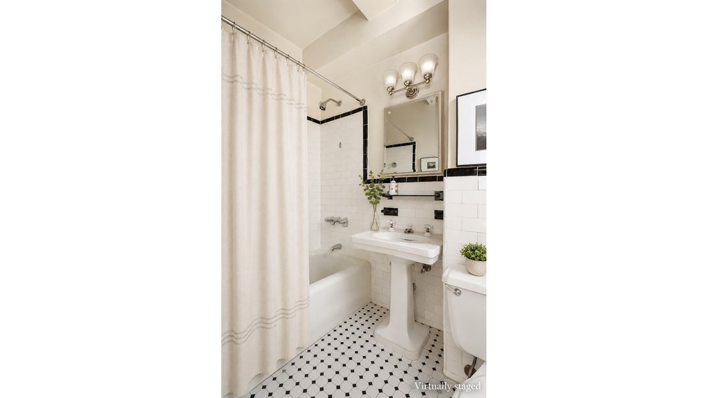 145 West 86th Street, Unit 15B photo 8