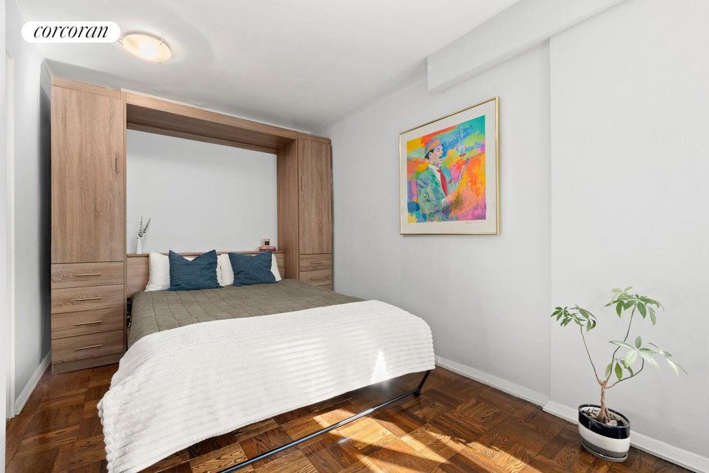 176 East 77th Street, Unit 10A photo 6