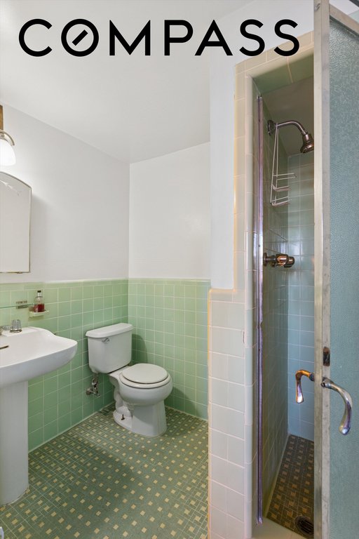 180 Cabrini Boulevard, Unit 90 photo 5