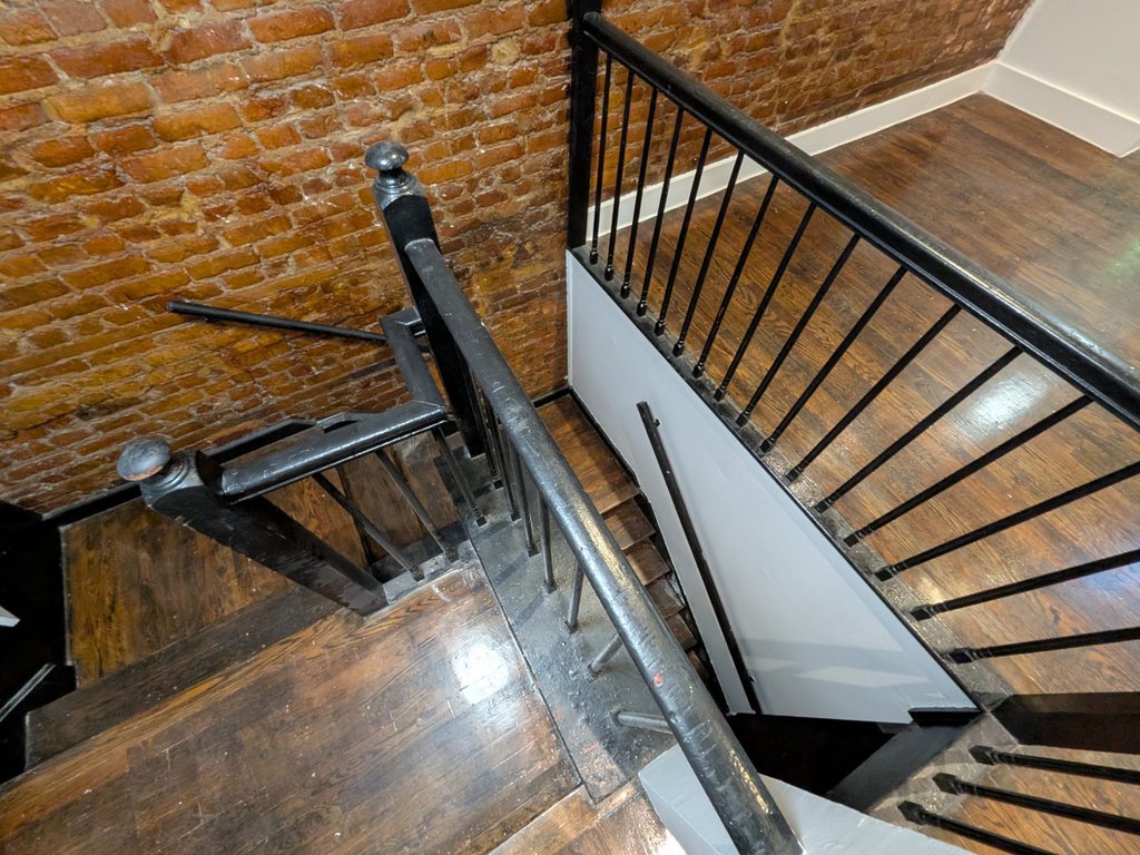 339 West 19th Street, Unit C photo 6