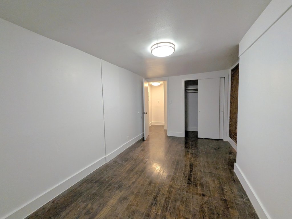 339 West 19th Street, Unit C photo 12
