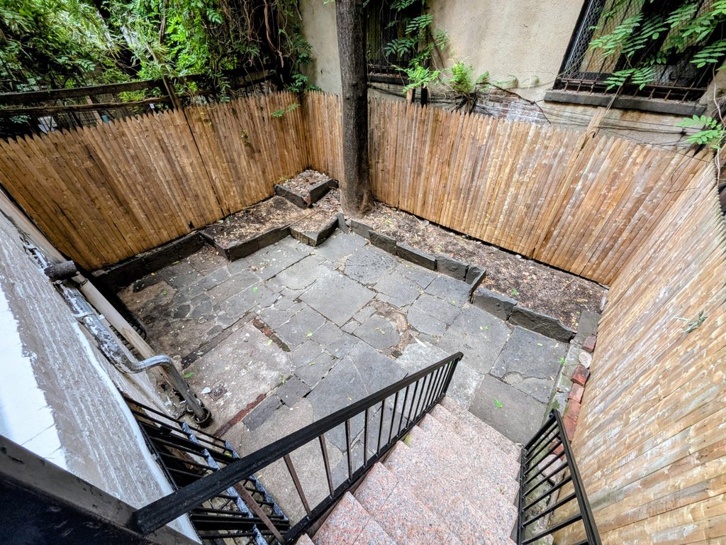 339 West 19th Street, Unit C photo 14