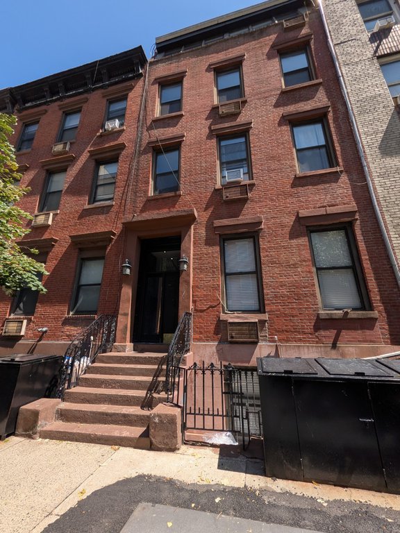 339 West 19th Street, Unit C photo 19