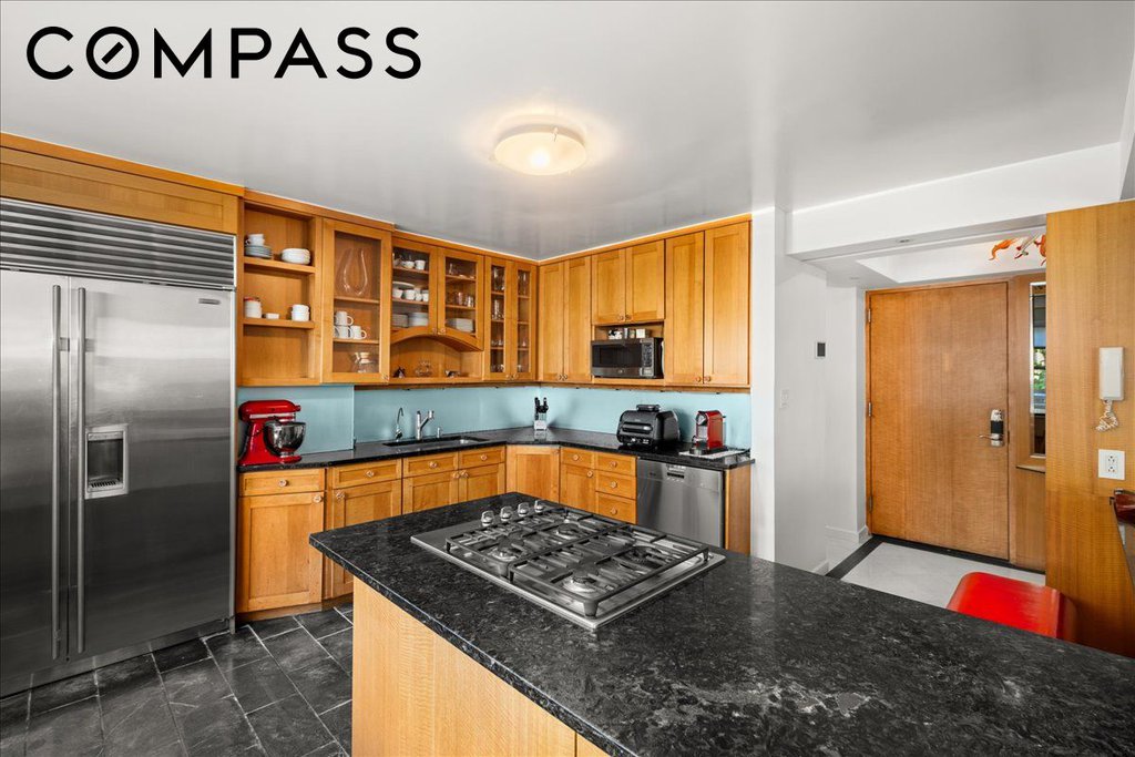 245 East 87th Street, Unit PH photo 2