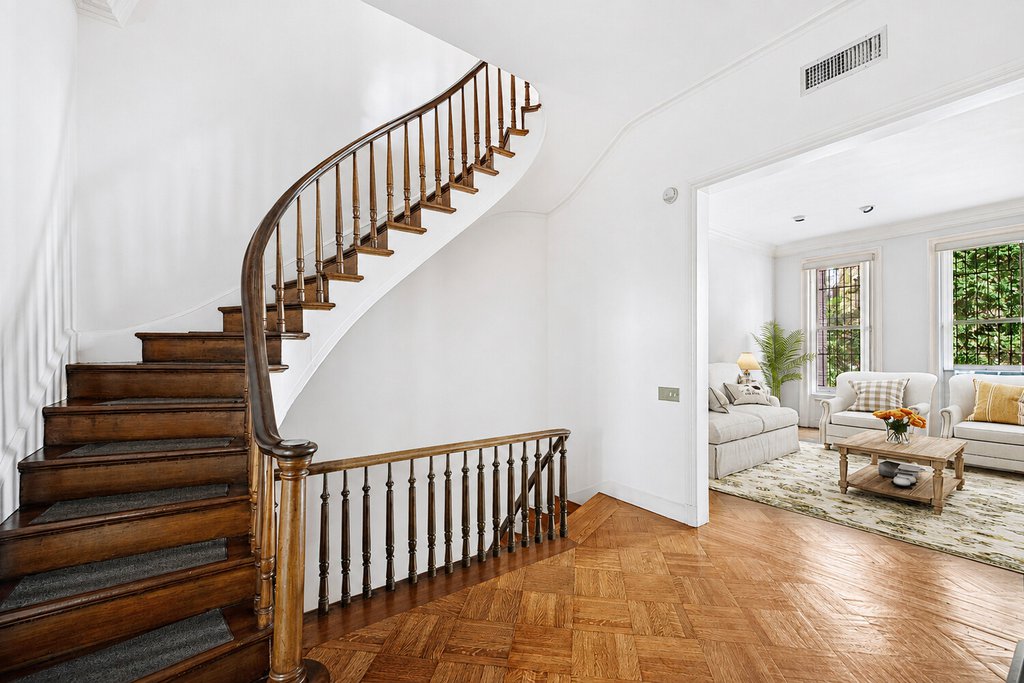 243 East 61st Street – For Sale photo 10