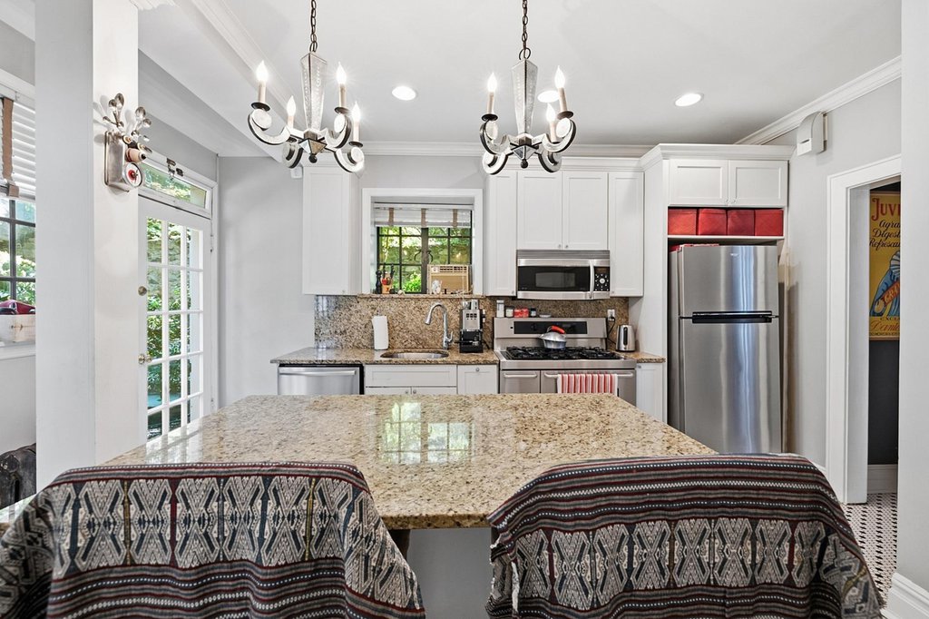 2501 Palisade Avenue, Unit C1 photo 10