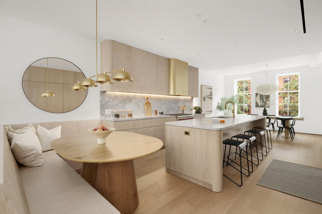 313 East 6th Street, Unit PENTHOUSE photo 6