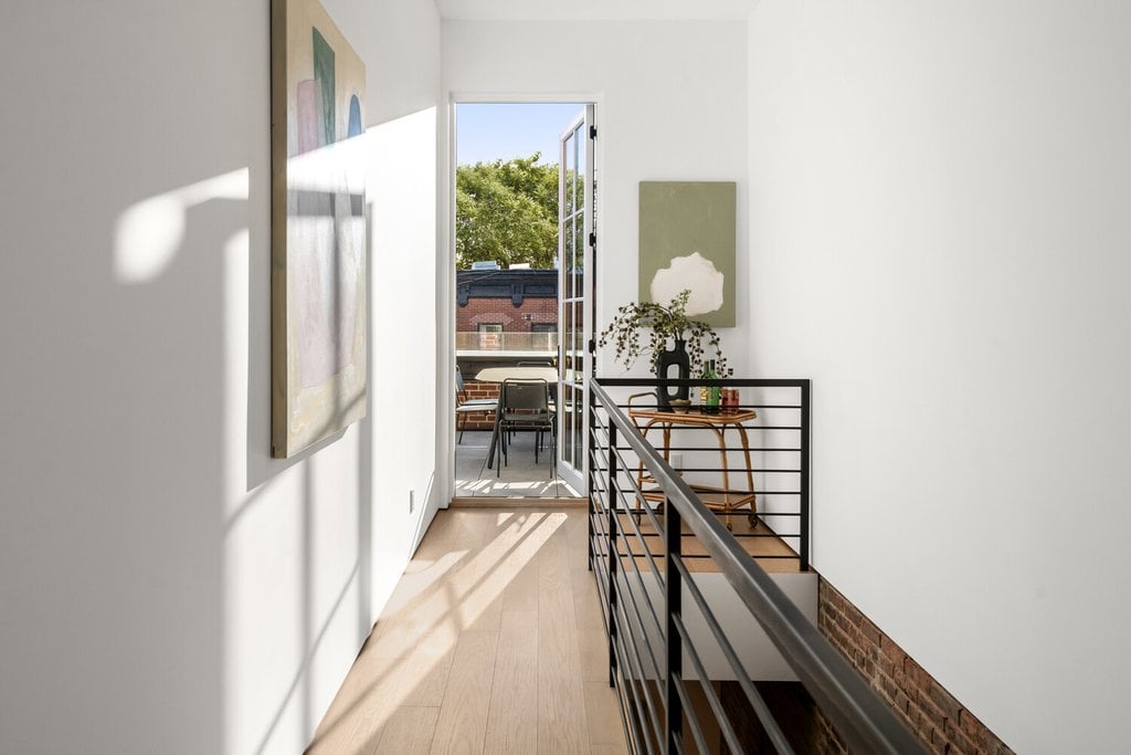 313 East 6th Street, Unit PENTHOUSE photo 18