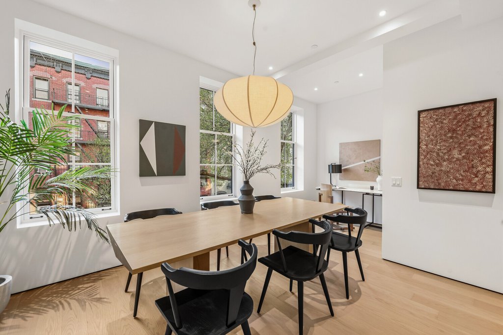 313 East 6th Street, Unit PENTHOUSE photo 8
