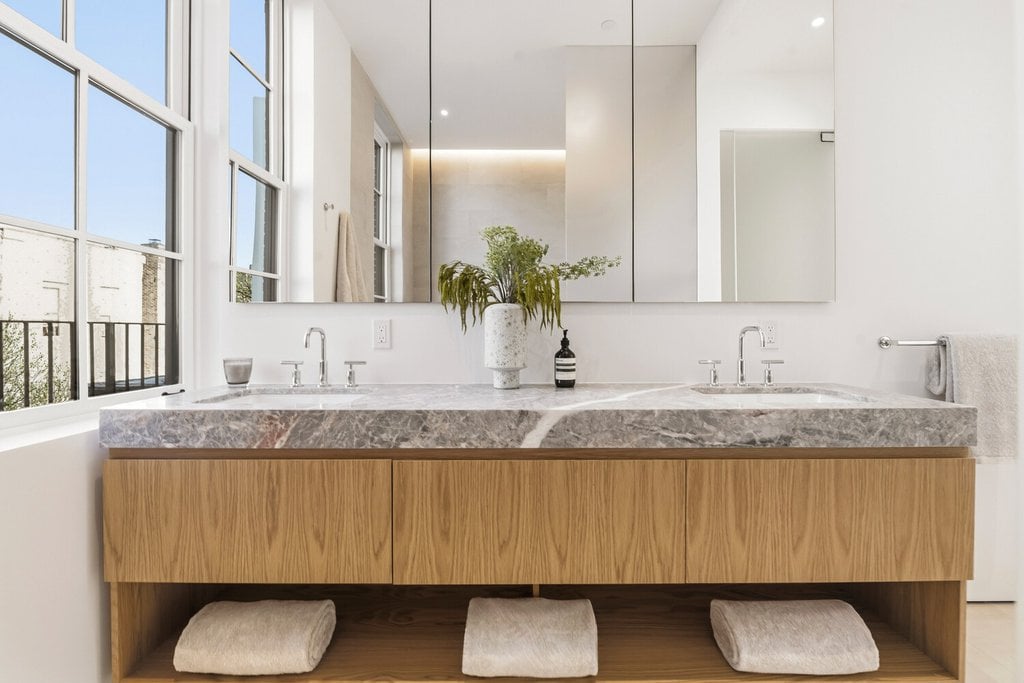 313 East 6th Street, Unit PENTHOUSE photo 21