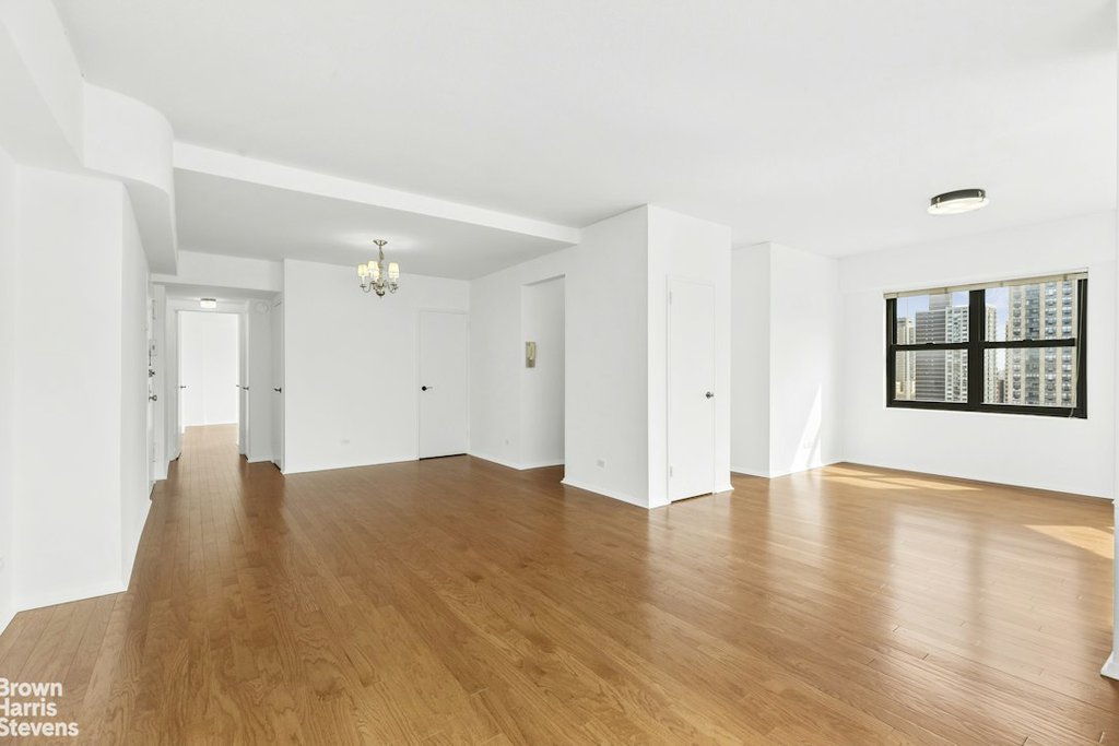 201 East 83rd Street, Unit 19A photo 7
