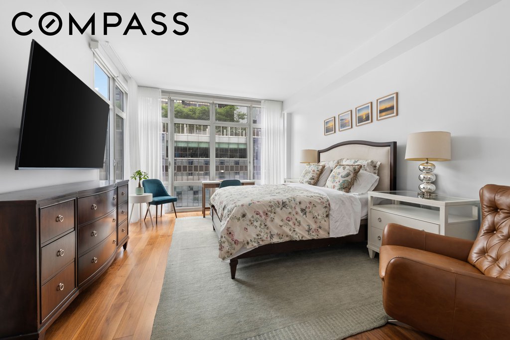 555 West 59th Street, Unit TH3C photo 7