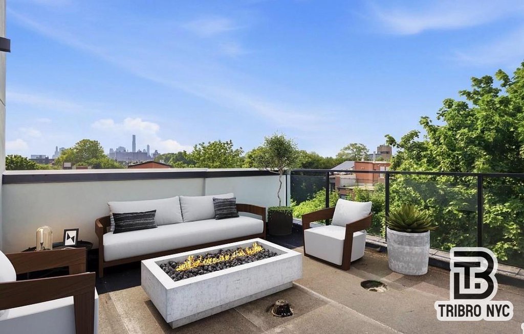 463 Lexington Avenue, Unit 4